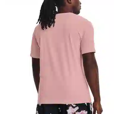 Under Armour T