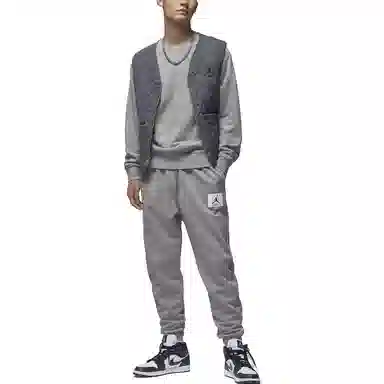 Nike Loop-Back Fleece Crewneck Sweatshirt Logo