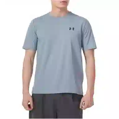 Under Armour T