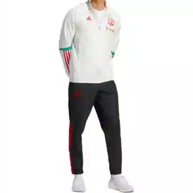 adidas MANCHESTER UNITED TIRO 23 PRESENTATION JACKET logo