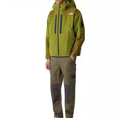 The North Face FW23 NSE Transverse 2L DryVent Jacket