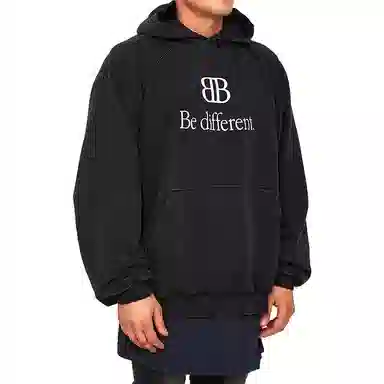 Balenciaga FW22 Be Different 2B