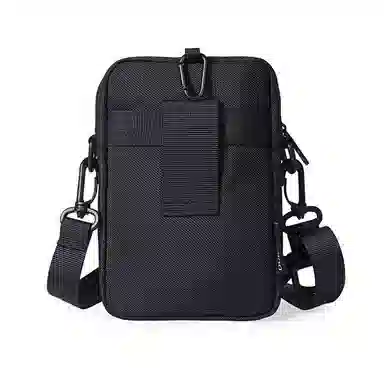 都宝路 韩系竖版潮流日常通勤轻便商务休闲简约 织物 斜挎包 男款 黑色