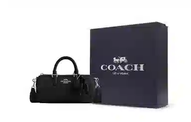 COACH Lacey 20 Logo