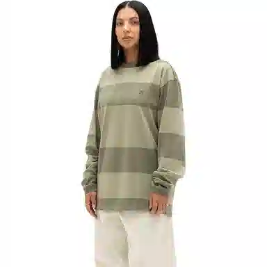 UNDEFEATED FW24 T