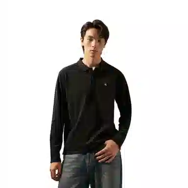 CALVIN KLEIN T