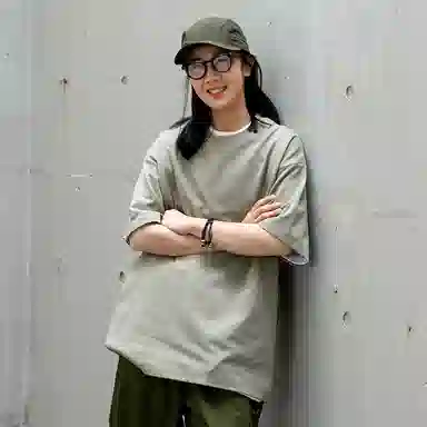 URBAN STANDARD T