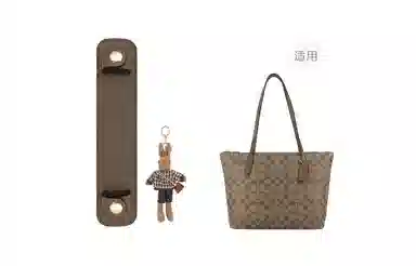 COACHZip Top Tote30