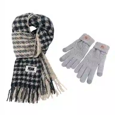 Peak Houndstooth Scarf