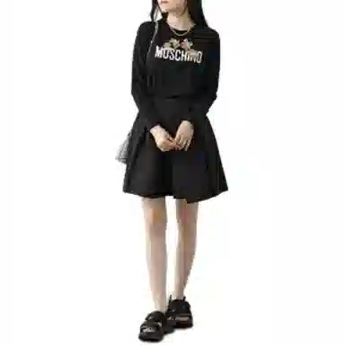 MOSCHINO T