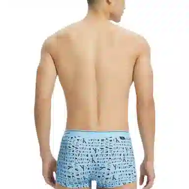 CKCalvin Klein SS22 1