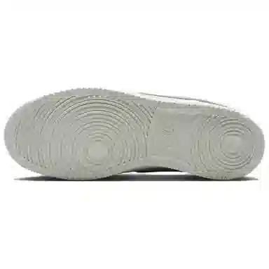 Nike Court Vision Low