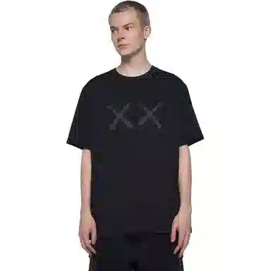 UNIQLO x KAWS x FW24 T