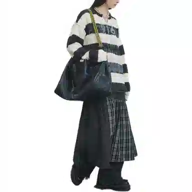 GOOD BAI FW24 916 logo