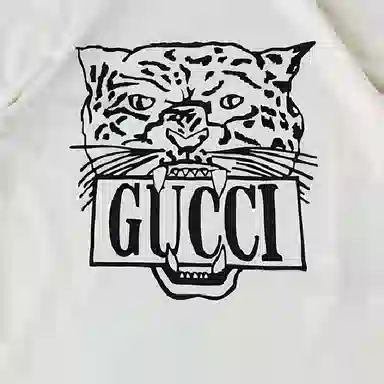 GUCCI T