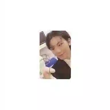 HYBE Seventeen 4.29 17 is right here random photo card