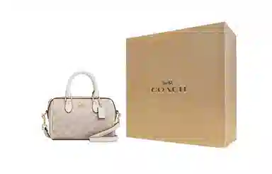 COACH Rowan 18 Vanilla White