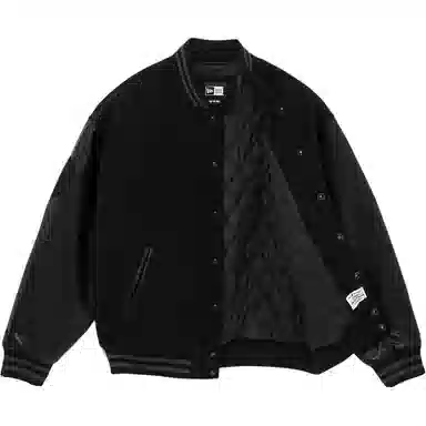 New Era x MLB Yankees Black Jacket