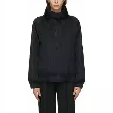 PLEATS PLEASE ISSEY MIYAKE