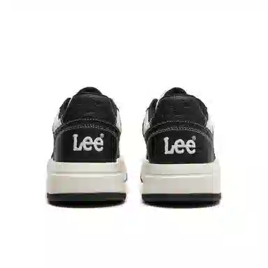 Lee