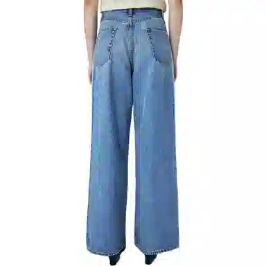MOUSSY