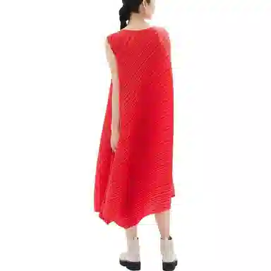 PLEATS PLEASE ISSEY MIYAKE SS22