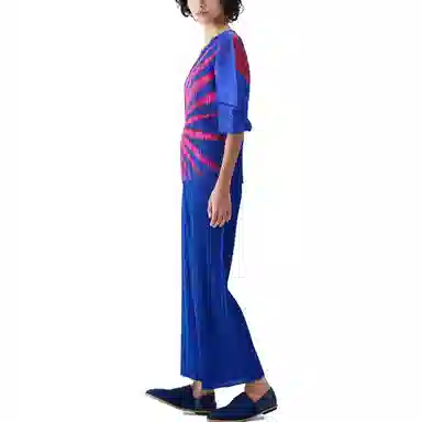 PLEATS PLEASE ISSEY MIYAKE T