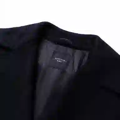 WEEKEND MaxMara Resina