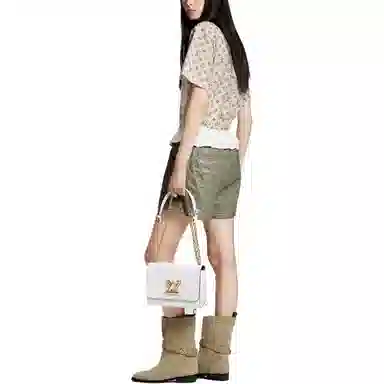 LOUIS VUITTON SS24 LogoT