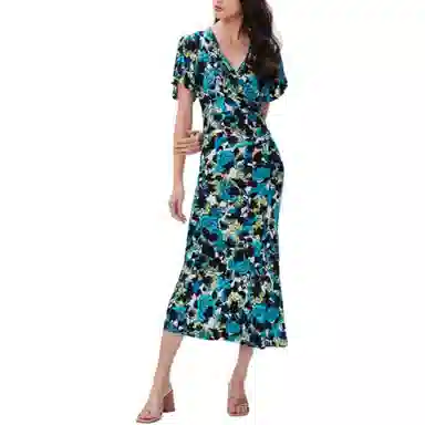 DIANE VON FURSTENBERG V