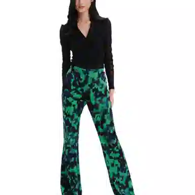 DIANE VON FURSTENBERG V