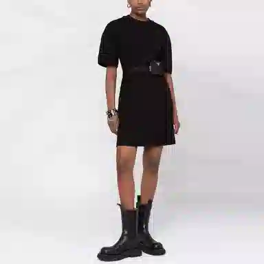 Alexander McQueen Logo