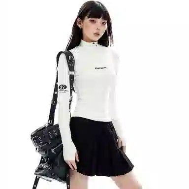 APEA Slim Fit Long Sleeve T-Shirt