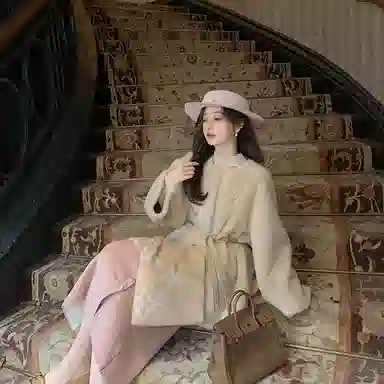 花栗鼠小姐 环保圆领保暖舒适亲肤外套皮草 女款 温柔杏