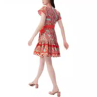 DIANE VON FURSTENBERG V