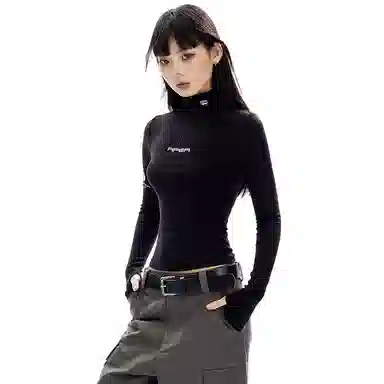 APEA Slim Fit Long Sleeve T-Shirt