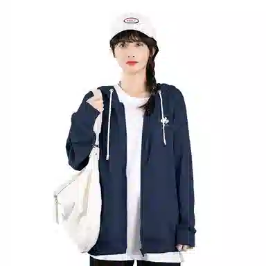 棉致 简约纯色宽松休闲连帽长袖卫衣 女款