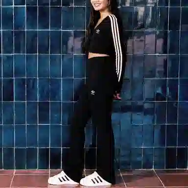 adidas originals Essentials Rib Flared Pants Logo