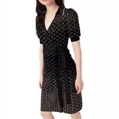 DIANE VON FURSTENBERG V