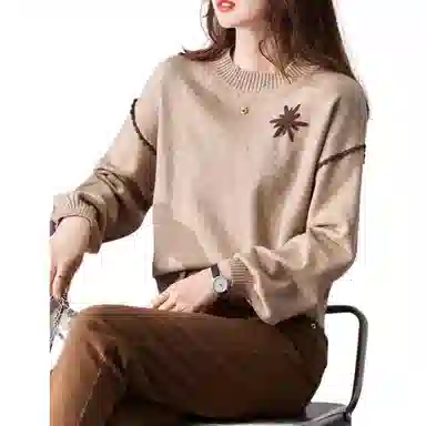 【dme】 纯色圆领长袖针织衫 女款 杏色