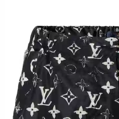 Louis Vuitton LV Logo Shorts Black