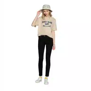 Lee FW22 418
