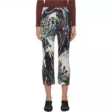 PLEATS PLEASE ISSEY MIYAKE