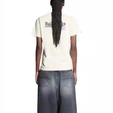 Balenciaga SS22 LogoT