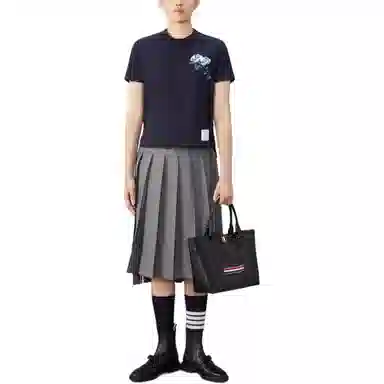 THOM BROWNE T