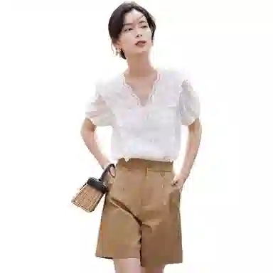 茵曼 纯色高腰休闲直筒五分短裤 女款