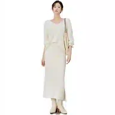 美洋 开叉纯色直筒针织长裙 奶白色