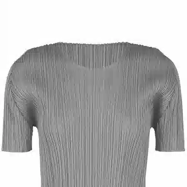 ISSEY MIYAKE T
