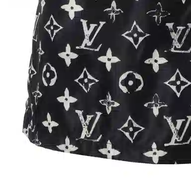 Louis Vuitton LV Logo Shorts Black