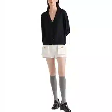 PRADA V